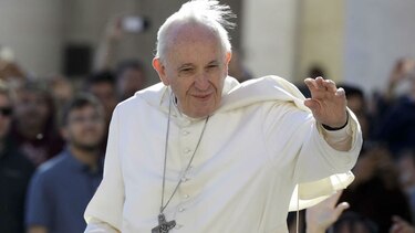 Papa Francisco insta a católicos chinos a superar las divisiones