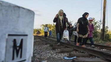 Juncker exige acoger a 120 mil refugiados que llegaron a Italia, Grecia y Hungría