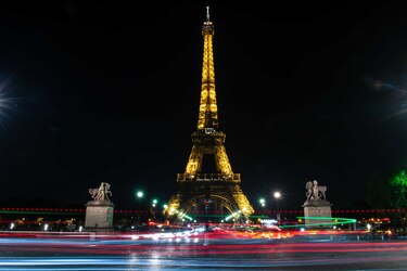 Vuelven los turistas extranjeros a París tras dos años de paréntesis