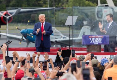 El director del Servicio Secreto viaja a Florida para aclarar intento de asesinato a Trump