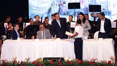 Presidente Cortizo a los jóvenes: 'No me dejen solo'