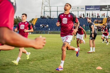 Saprissa confirma la continuidad del panameño Eduardo Anderson