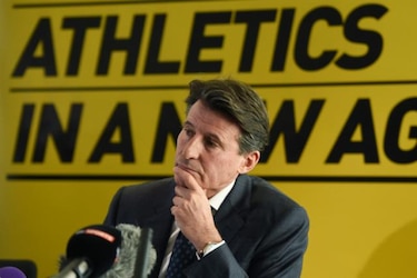 Coe presenta su programa para dirigir la Federación Internacional de Atletismo
