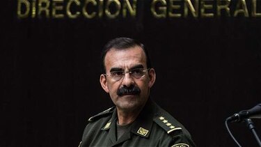 Renuncia Rodolfo Palomino, director de la Policía de Colombia, por corrupción
