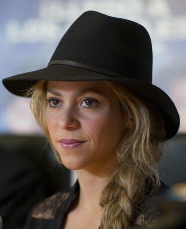 Shakira y el pequeño Milan acompañan a Piqué en el amistoso de EU