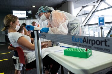 En Francia hay temor por un recrudecimiento incontrolable de la pandemia