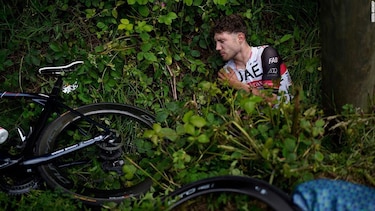 Detienen a la espectadora del Tour de Francia que provocó accidente masivo