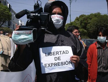 RSF alerta del creciente número de agresiones contra periodistas en Europa