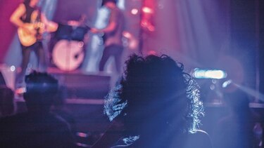 Artistas cierran filas ante el acoso