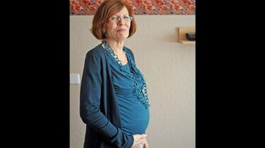 Alemana de 65 años anuncia que está embarazada de cuatrillizos