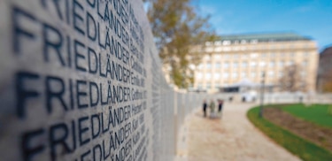 Austria inaugura memorial para víctimas del nazismo