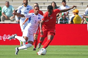 Canadá aplasta a Martinica en partido inaugural de la Copa Oro