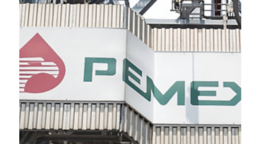 Pemex reporta nueva disminución en su producción de petróleo