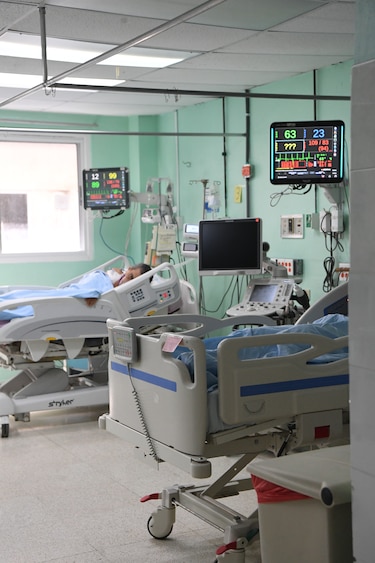 La falta de reactivos afecta pruebas de pacientes en el Complejo Hospitalario