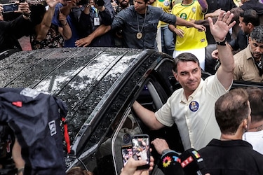 Bolsonaro se declara líder de Brasil tras borrar carta en la que se proclamaba presidente