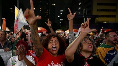 Lula gana a Bolsonaro con una remontada histórica, volverá a ser presidente de Brasil y frena los éxitos de la derecha en América Latina