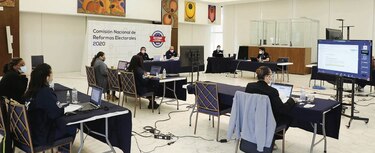 Dos propuestas para votar en circuitos  plurinominales