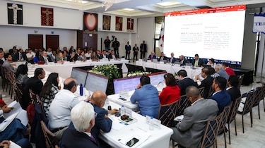 Comisión de Reformas Electorales aprueba su reglamento interno en su primera reunión 