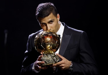 El español Rodri gana el Balón de Oro 2024