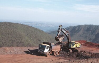 Precio del hierro seguirá volátil