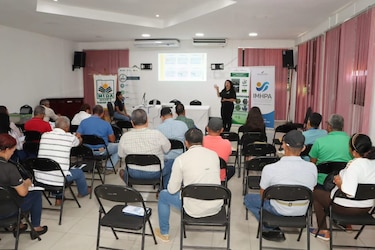 Productores se actualizan sobre la situación climática de los próximos meses