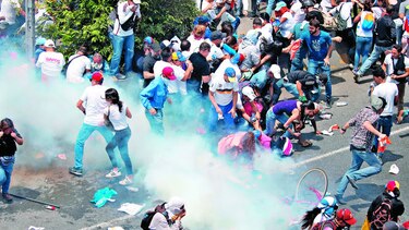 Tres muertos y 521 detenidos durante protestas