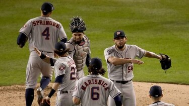 Los Astros recortan diferencia