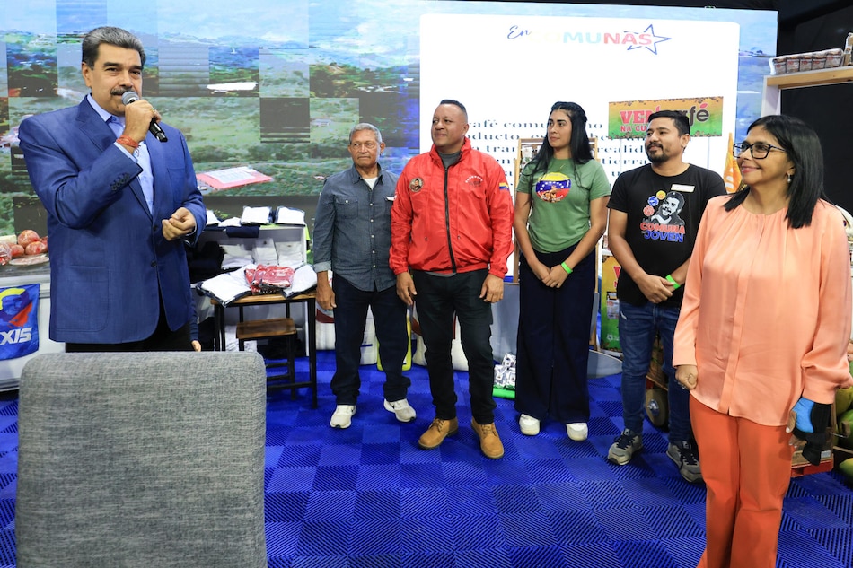 Maduro dice que a Trump que le ‘iría mejor con el mundo’ si atendiera los temas de Estados Unidos