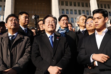 Corea del Sur prevé decreto económico de emergencia en caso de escalada en Oriente Medio