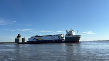 El buque 100% eléctrico que unirá a Colonia y Buenos Aires ya se encuentra en Uruguay