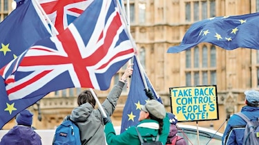 Theresa May propone renegociar el ‘brexit’ con la UE