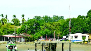 Sinaproc ordena clausura de muelle de puerto de Mensabé