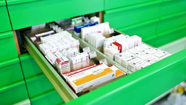 Defensor del Pueblo pide al Minsa que permita la venta de medicinas sin restricción por género