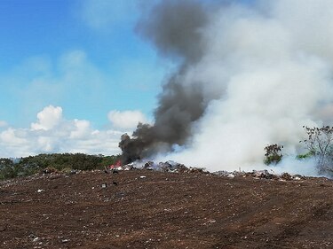 Se incendia el vertedero de Guararé, en Los Santos