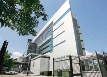 Más millones para edificio