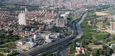 Medellín declara alerta roja por contaminación del aire