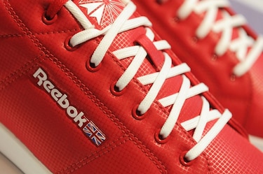  Adidas se cansó de bajos rendimientos y venderá Reebok 