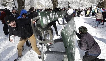 Tormentas de nieve cubren noroeste de EU y seguirá nevando