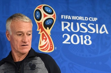 Deschamps desconfía de Perú tanto en defensa como en ataque