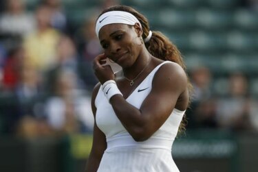 Serena Williams se retira de torneo en China por problemas de salud