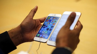 Trump: Apple ‘tiene que ayudar’ a la policía a acceder a sus teléfonos encriptados