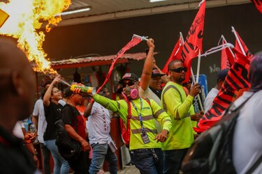 Cortizo sanciona la ley 406 que aprueba el contrato entre el Estado y Minera Panamá