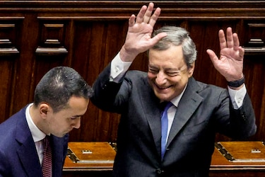 Italia avanza hacia elecciones en octubre tras renuncia de Draghi