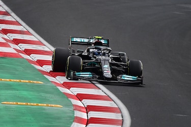 ‘Pole’ para Valtteri Bottas en Turquía, por delante de Max Verstappen
