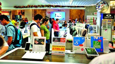 Ingresos crecen levemente y no cubren el presupuesto