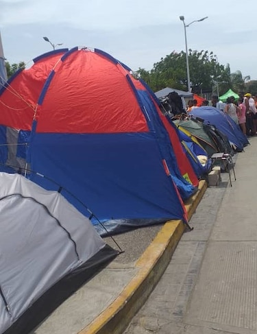 Tras dos semanas, la vida y la solidaridad aún emergen de las grietas del desastre en Venezuela