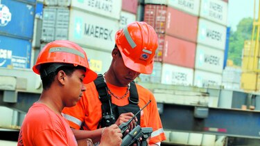 Caída de 7.4% en los contratos laborales