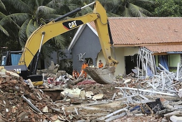 Los supervivientes del tsunami en Indonesia son víctimas del hambre y las enfermedades