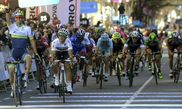 Matthews gana la primera etapa de la Vuelta al País Vasco