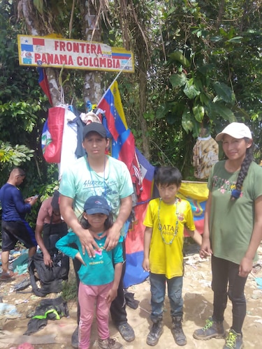 Luto en Ecuador: ‘Perdimos a ocho familiares allá en Panamá'